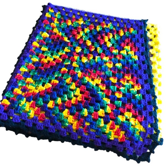 Vintage Granny Square Afghan Blanket 45" x 70" Knitted Throw Rainbow - Picture 4 of 8